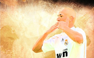 8博热评-乌兹别克斯坦队前锋上演帽子戏法